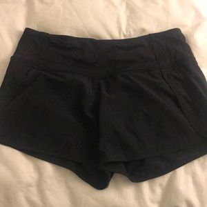 Lululemon Shorts Size 6